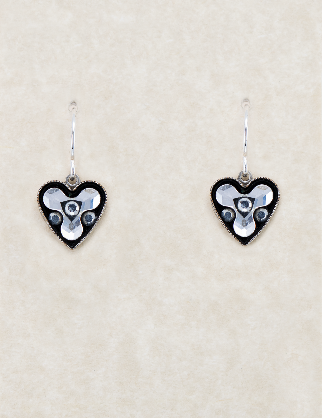 LE59-CRY Limited Edition Heart Earrings - Chrysolite